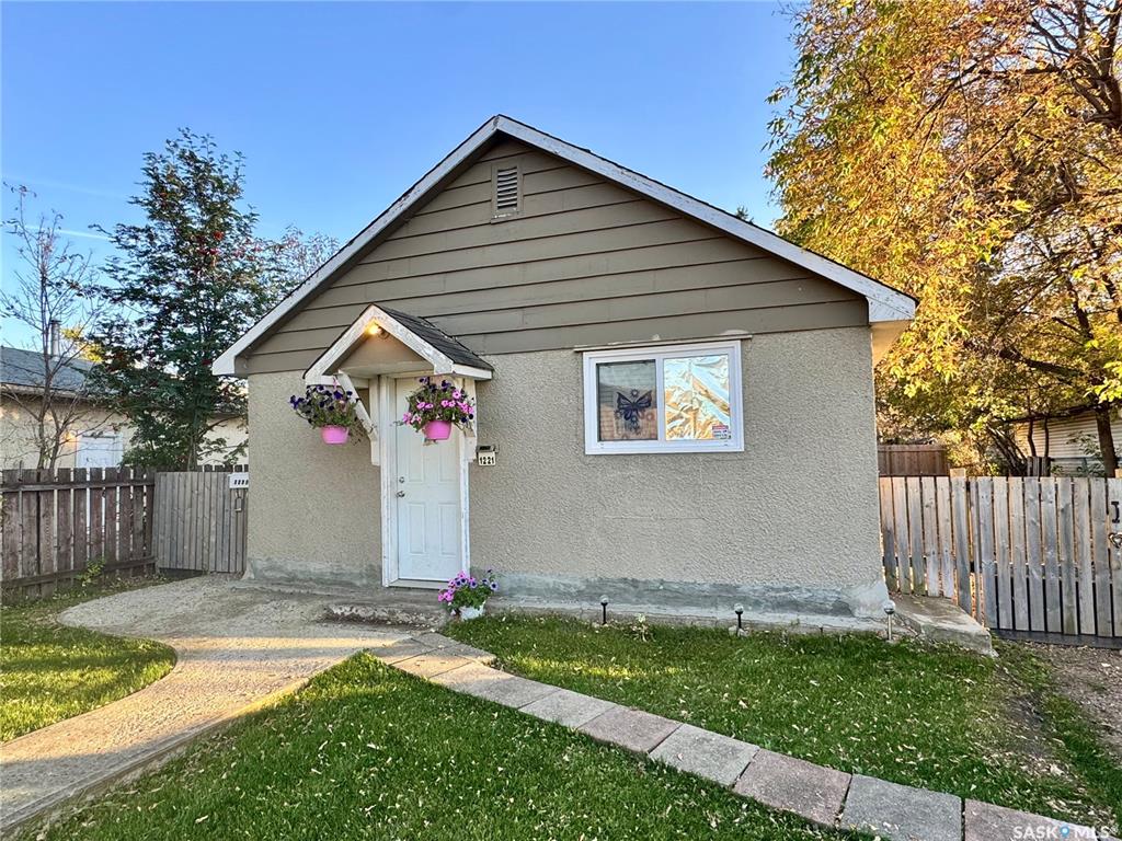 1221 14th Street W, SK049613, Saskatchewan,