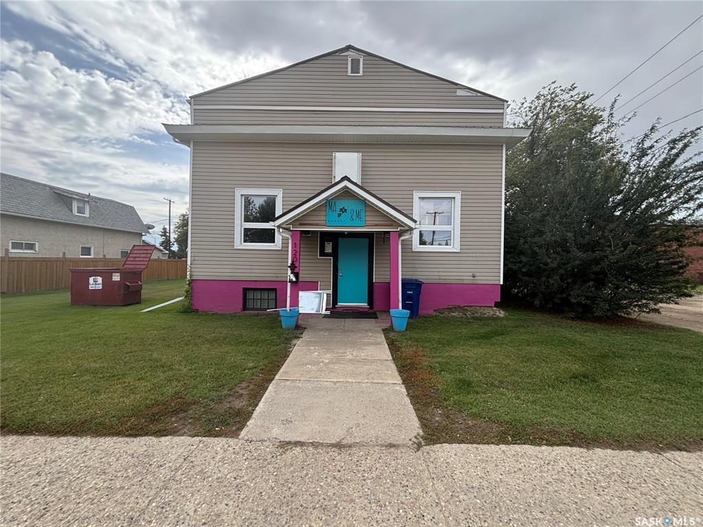 120 3rd Avenue E, SK049676, Saskatchewan,