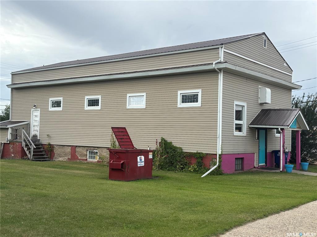 Second View of 120 3rd Avenue E, Unity, Saskatchewan, S0K 4L0