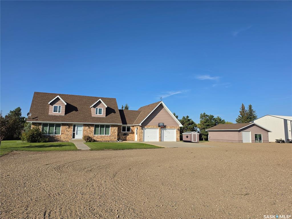 Lake Acreage, SK049677, Saskatchewan,