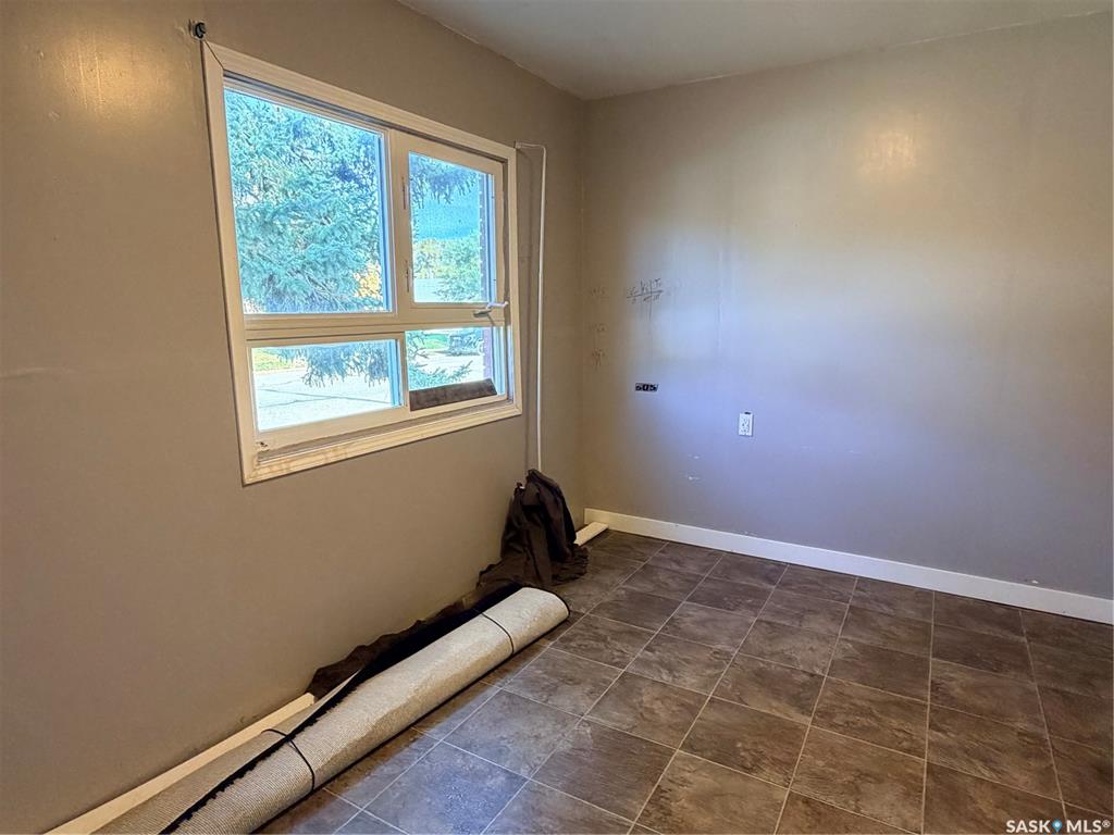 Fourth View of 438 3rd Street, Central EV, Estevan, Saskatchewan, S4A 0P2