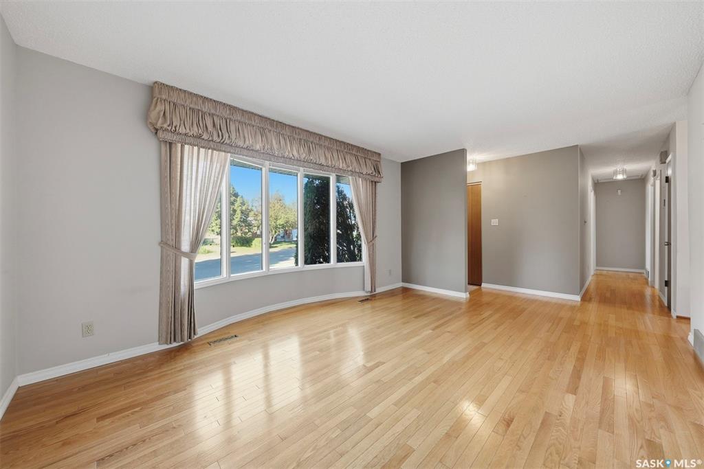 Fifth View of 253 Laurentian Drive, East College Park, Saskatoon, Saskatchewan, S7H 4R8