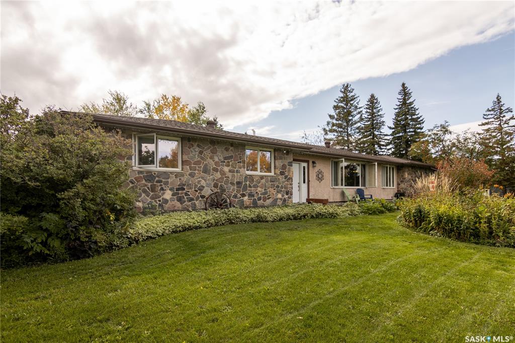 Third View of 517 East Drive, Esterhazy, Saskatchewan, S0A 0X0