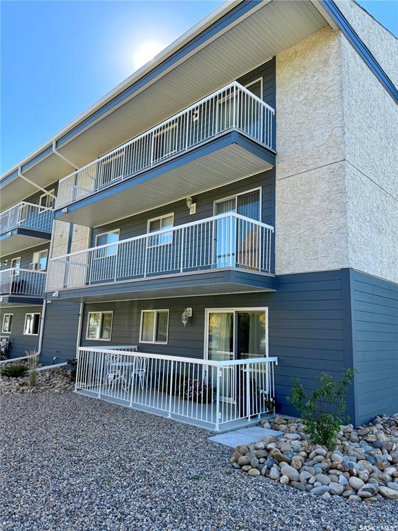 Third View of 305 1st Street W #301, Rosetown, Saskatchewan, S0L 2V0