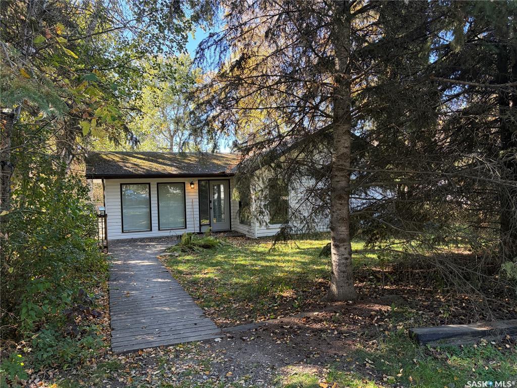 Second View of 330 1st Avenue N, Big River, Saskatchewan, S0J 0E0