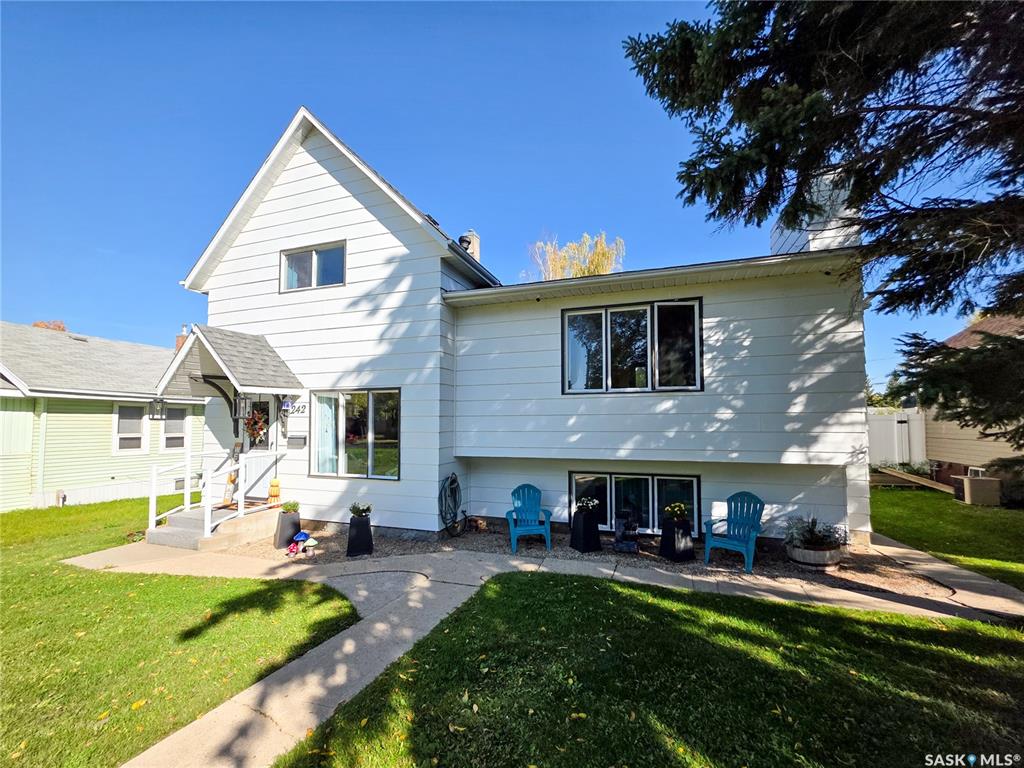 242 6th Avenue E, SK049830, Saskatchewan,