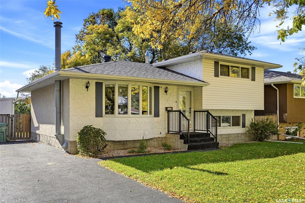 MLS® listing #SK049845 for sale located at 147 Rink Avenue