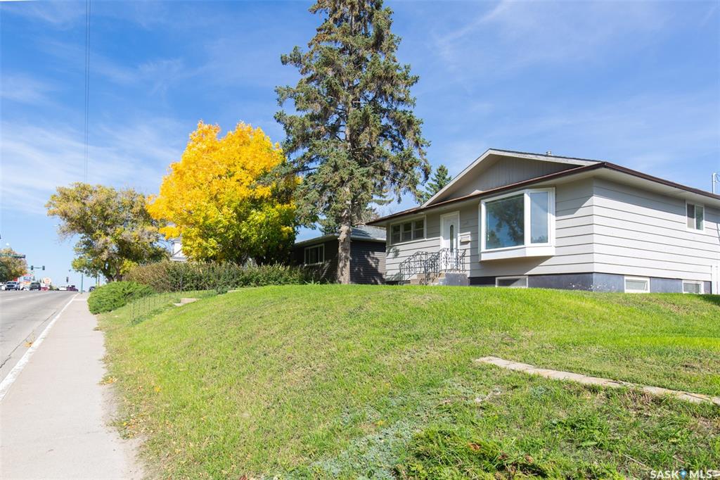 Third View of 1147 Main Street N, Central MJ, Moose Jaw, Saskatchewan, S6H 0X3