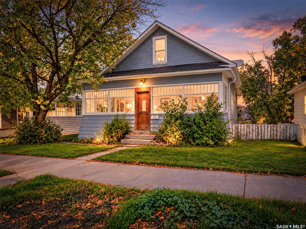 Fourth View of 310 Coteau Street W, Westmount/Elsom, Moose Jaw, Saskatchewan, S6H 5C9