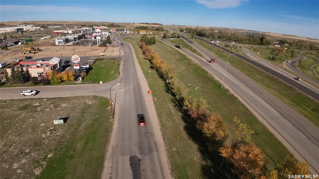 Third View of 1605 North Service Road E, Swift Current, Saskatchewan, S9H 3X6