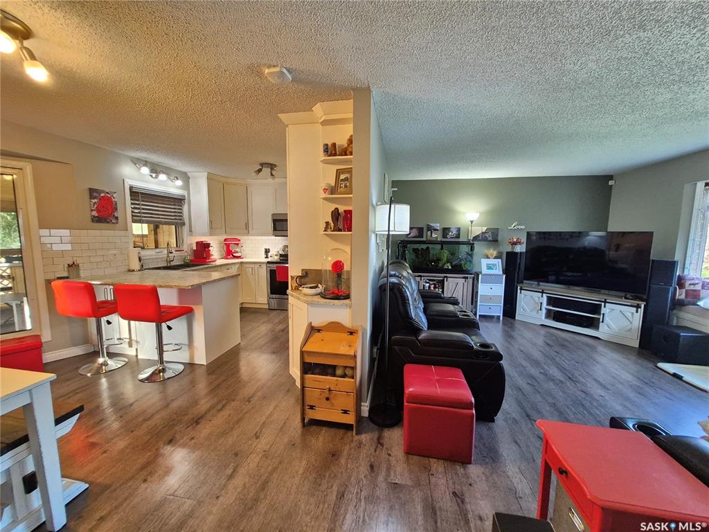 Third View of 221 Bean Crescent, Weyburn, Saskatchewan, S4H 3A3