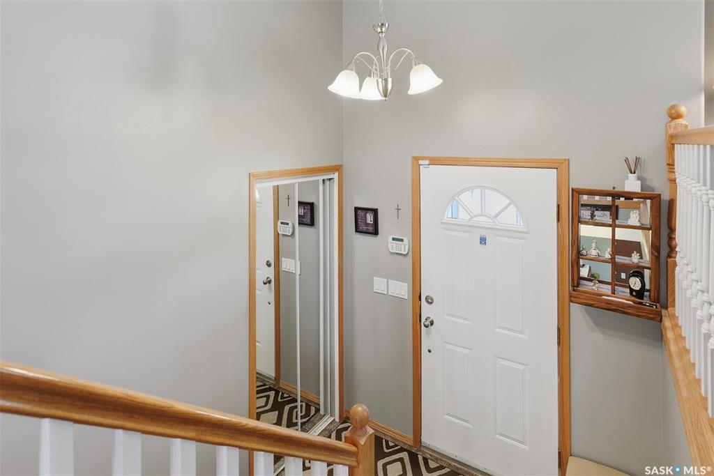 Third View of 10 Turner Place, Crescent Acres, Prince Albert, Saskatchewan, S6X 1C1