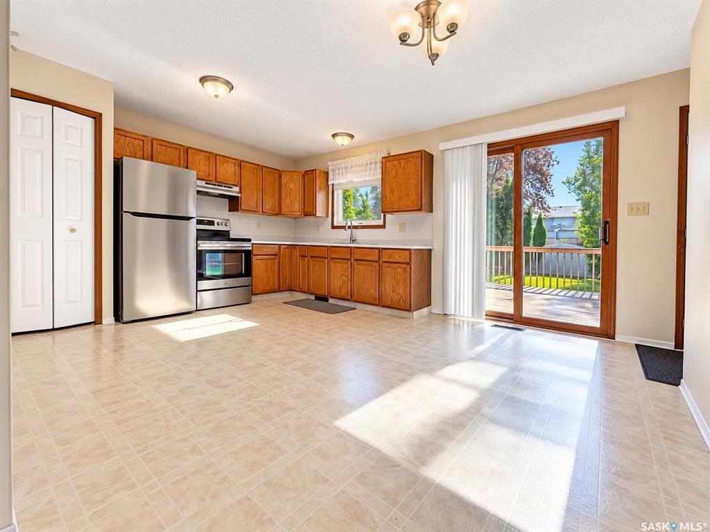 Fifth View of 3205 Bliss Crescent, Crescent Acres, Prince Albert, Saskatchewan, S6V 7M1