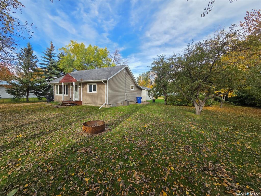 Third View of 209 6th Street, Alameda, Saskatchewan, S0C 0A0