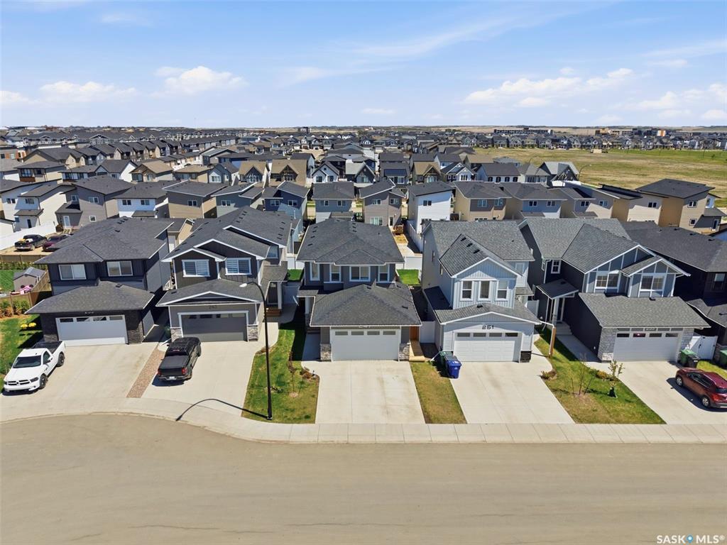 247 Prasad Manor, SK050110, Saskatchewan,
