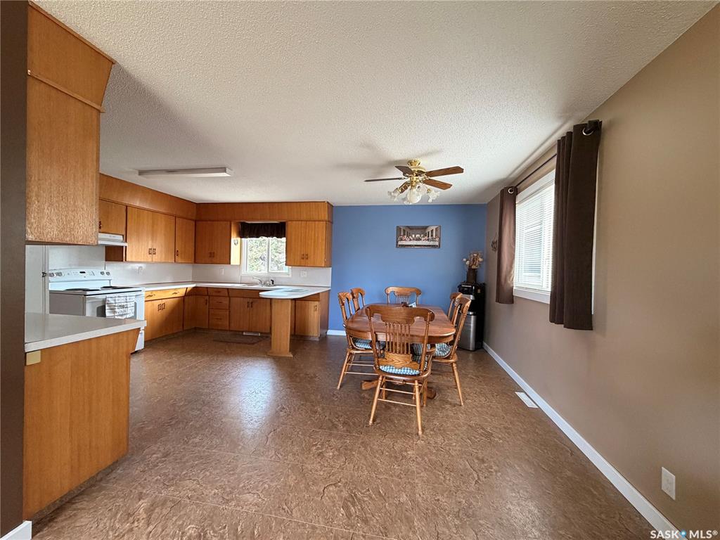 Fourth View of 612 2nd Street W, Meadow Lake, Saskatchewan, S9X 1E6