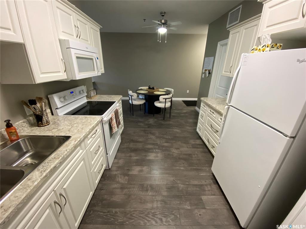 Fourth View of 123 Balmoral Street #305, East YO, Yorkton, Saskatchewan, S3N 4J2