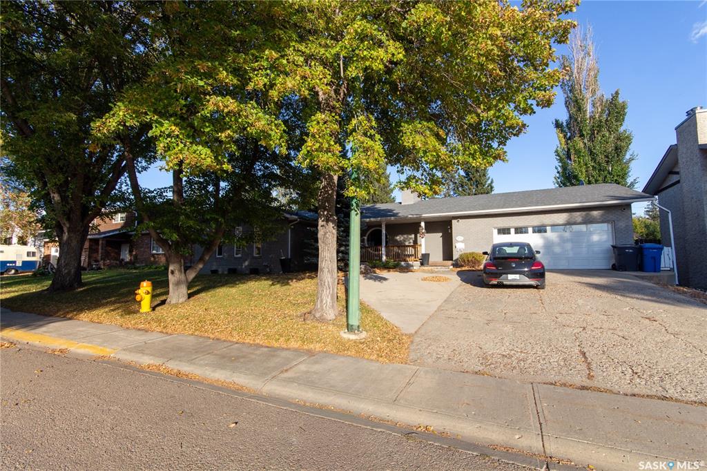 10710 Meighen Crescent, SK050160, Saskatchewan,