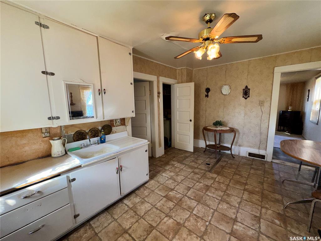 Third View of 414 4th Avenue E, Biggar, Saskatchewan, S0K 0M0