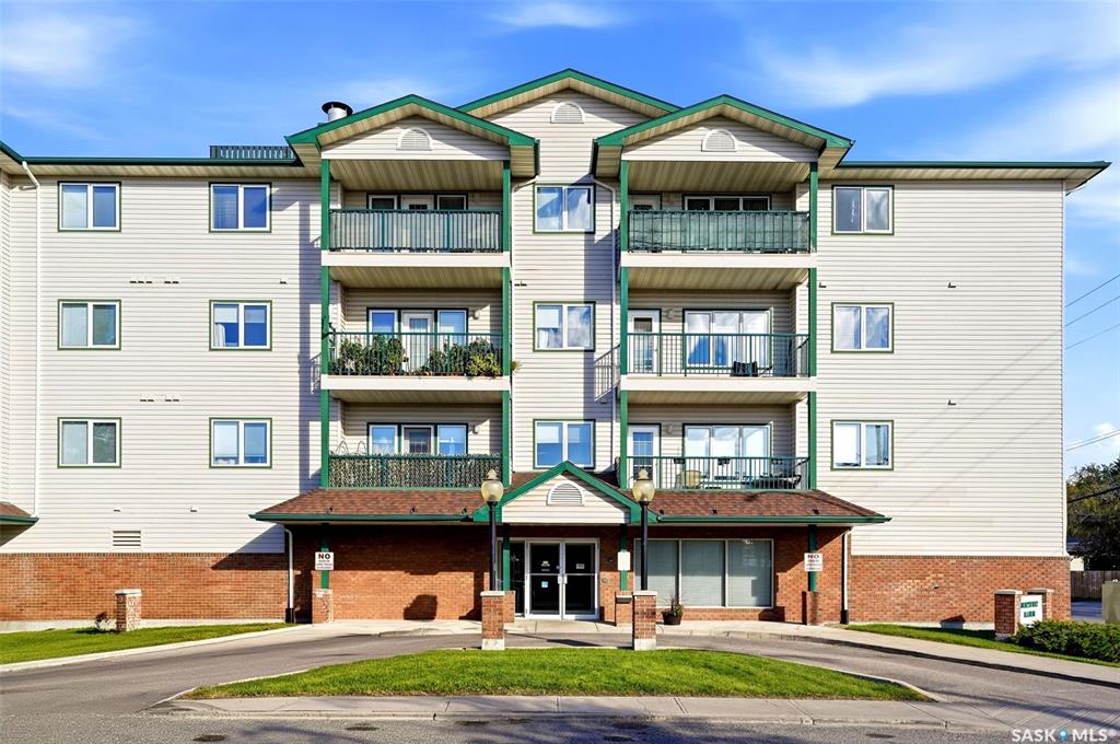 205 Mcintyre Street N #402, SK050196, Saskatchewan,