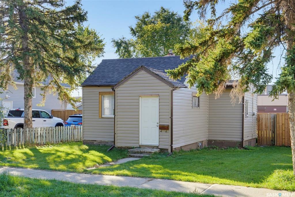 915 23rd Street W, SK050218, Saskatchewan,