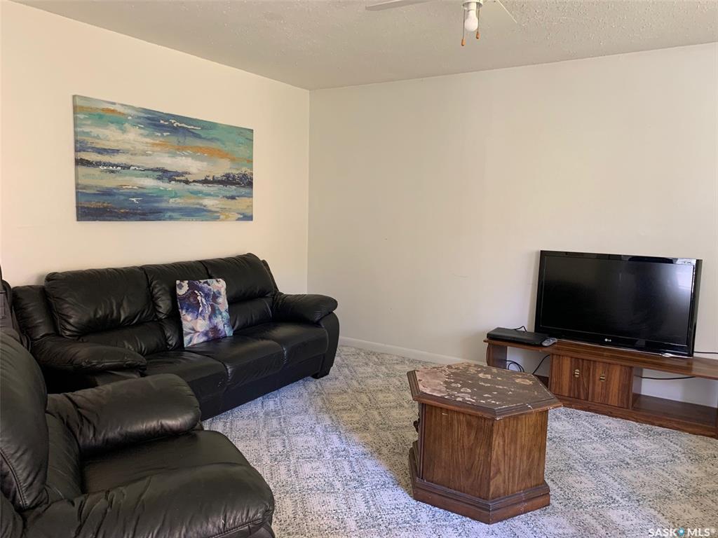 Fourth View of 191 5th Street E, Shaunavon, Saskatchewan, S0N 2M0
