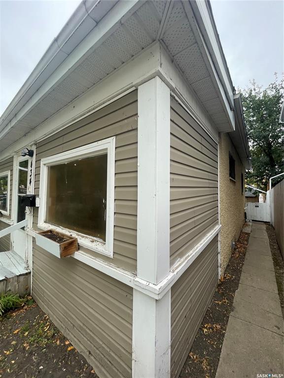 Fourth View of 434 G Avenue S, Riversdale, Saskatoon, Saskatchewan, S7M 1V7