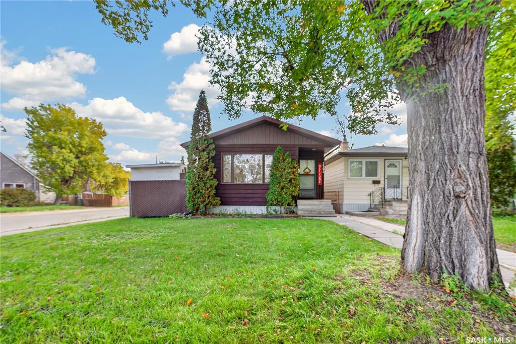 MLS® listing #SK050238 for sale located at 1301 King Street