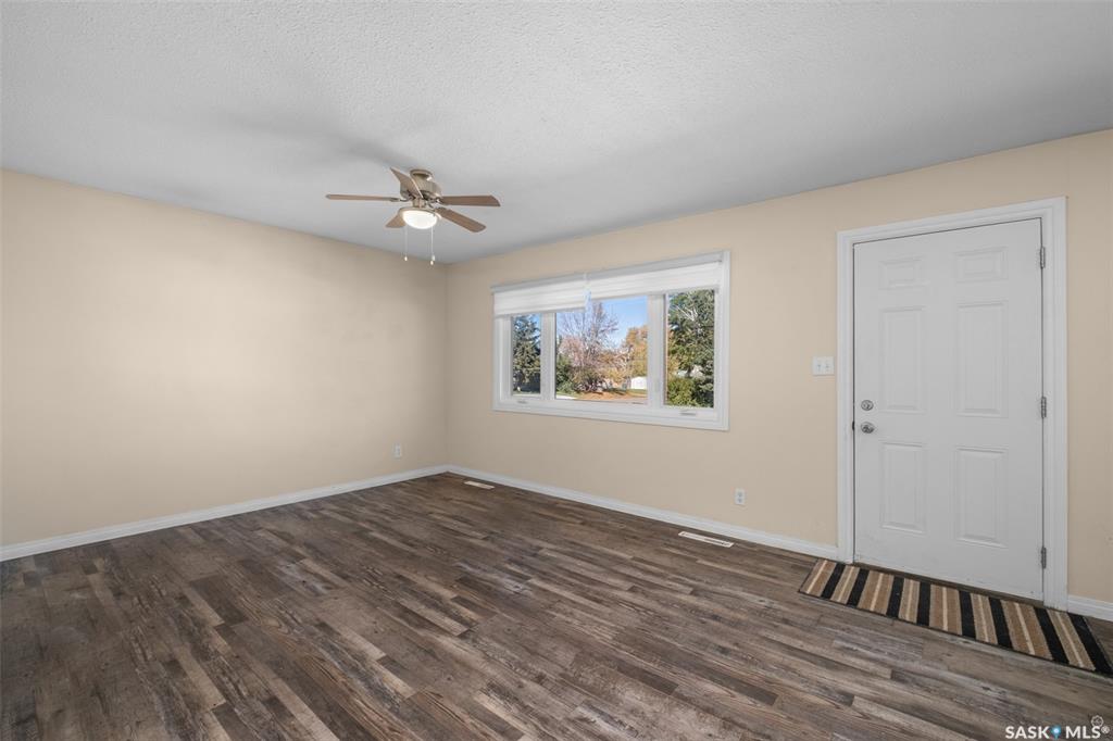 Second View of 211 31st Street E, SouthWood, Prince Albert, Saskatchewan, S6V 8A8