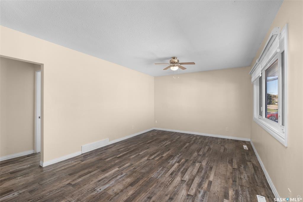 Third View of 211 31st Street E, SouthWood, Prince Albert, Saskatchewan, S6V 8A8