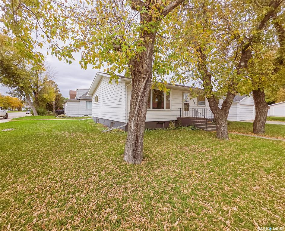 Third View of 202 7th Avenue W, Melville, Saskatchewan, S0A 2P0