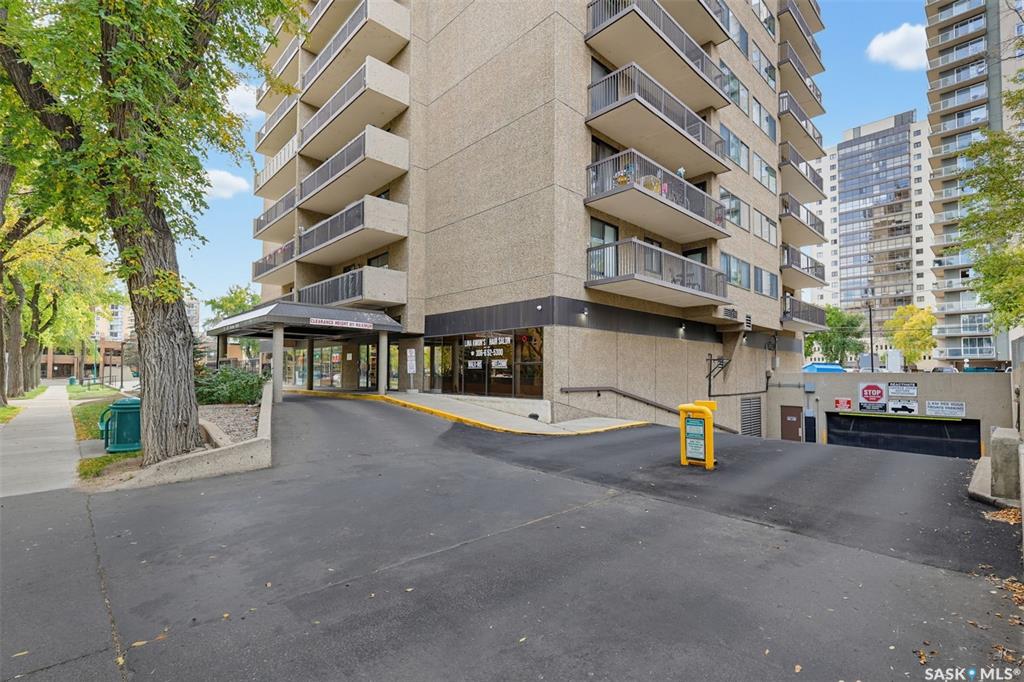 Third View of 311 6th Avenue N #801, Central Business District, Saskatoon, Saskatchewan, S7K 7A9