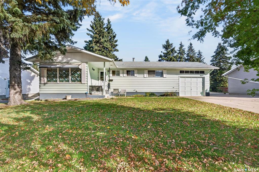 Main View of 114 Scotia Drive, Melfort, Saskatchewan, S0E 1A0