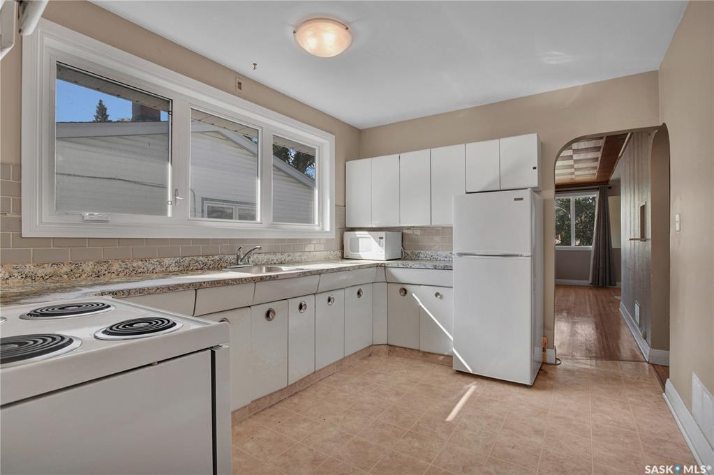 Fifth View of 1209 Broadway Avenue, Haultain, Saskatoon, Saskatchewan, S7H 2A4
