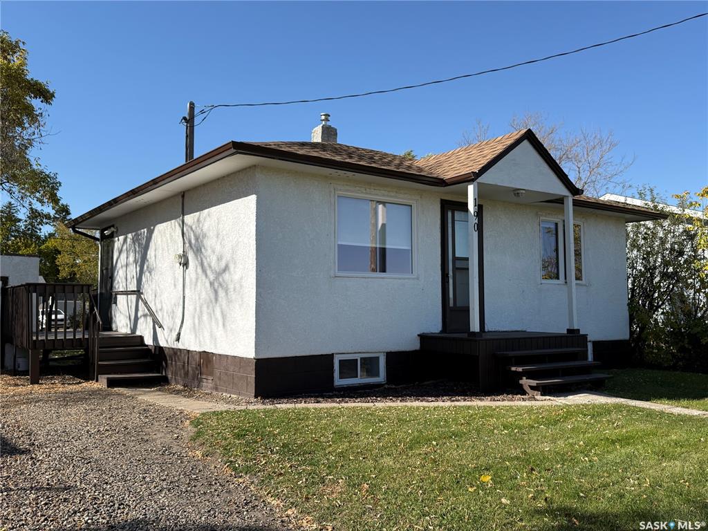 Third View of 190 Victoria Avenue, Yorkton, Saskatchewan, S3N 1T1