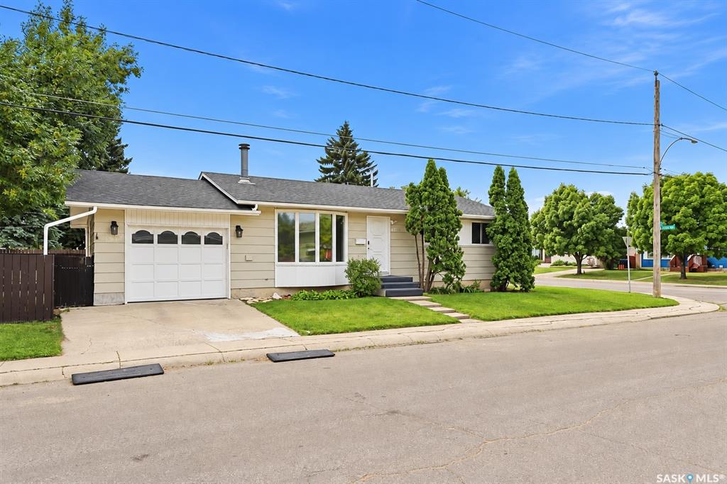 Second View of 1535 Laura Avenue, Forest Grove, Saskatoon, Saskatchewan, S7N 2R8
