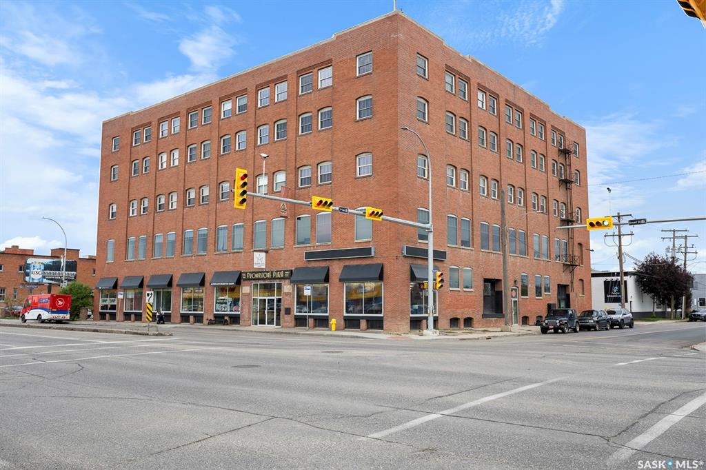 MLS® listing #SK050469 for sale located at 1275 Broad Street #112
