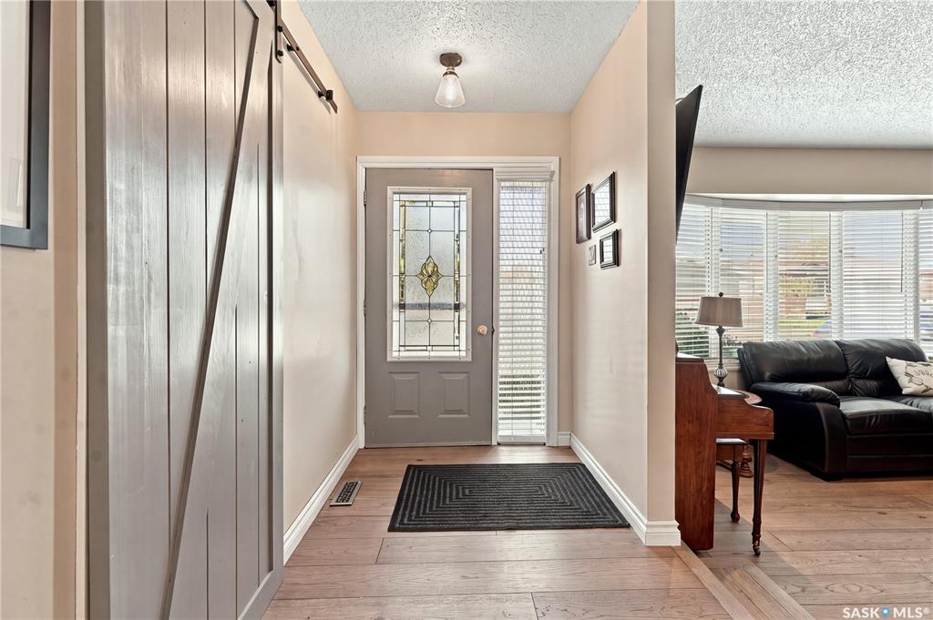 Third View of 222 Smith Road, Parkridge SA, Saskatoon, Saskatchewan, S7M 4Z5
