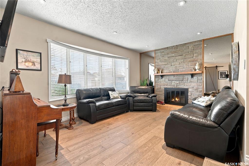 Fourth View of 222 Smith Road, Parkridge SA, Saskatoon, Saskatchewan, S7M 4Z5
