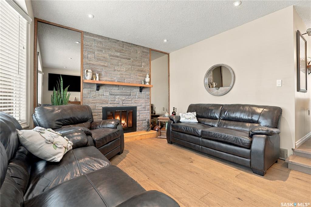 Fifth View of 222 Smith Road, Parkridge SA, Saskatoon, Saskatchewan, S7M 4Z5