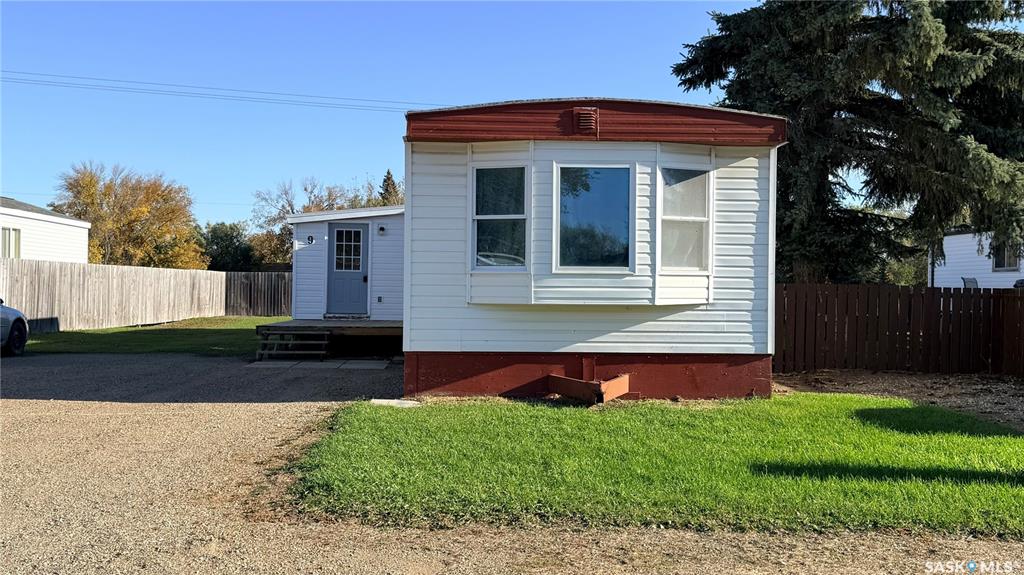 9 Royal Heights, SK050474, Saskatchewan,