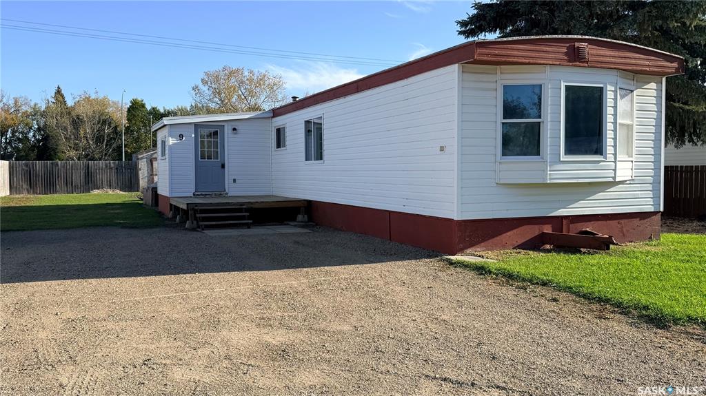 Second View of 9 Royal Heights, Royal Heights, Estevan, Saskatchewan, S4A 2T8