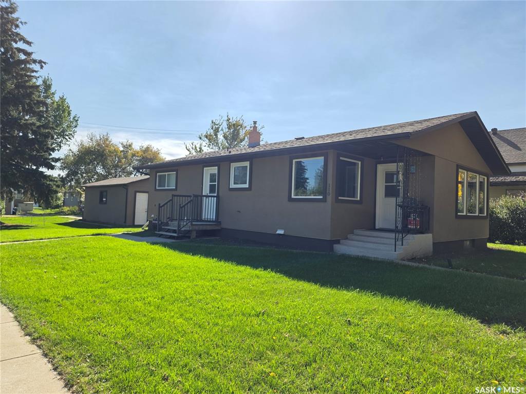 MLS® listing #SK050485 for sale located at 110 Lincoln Street