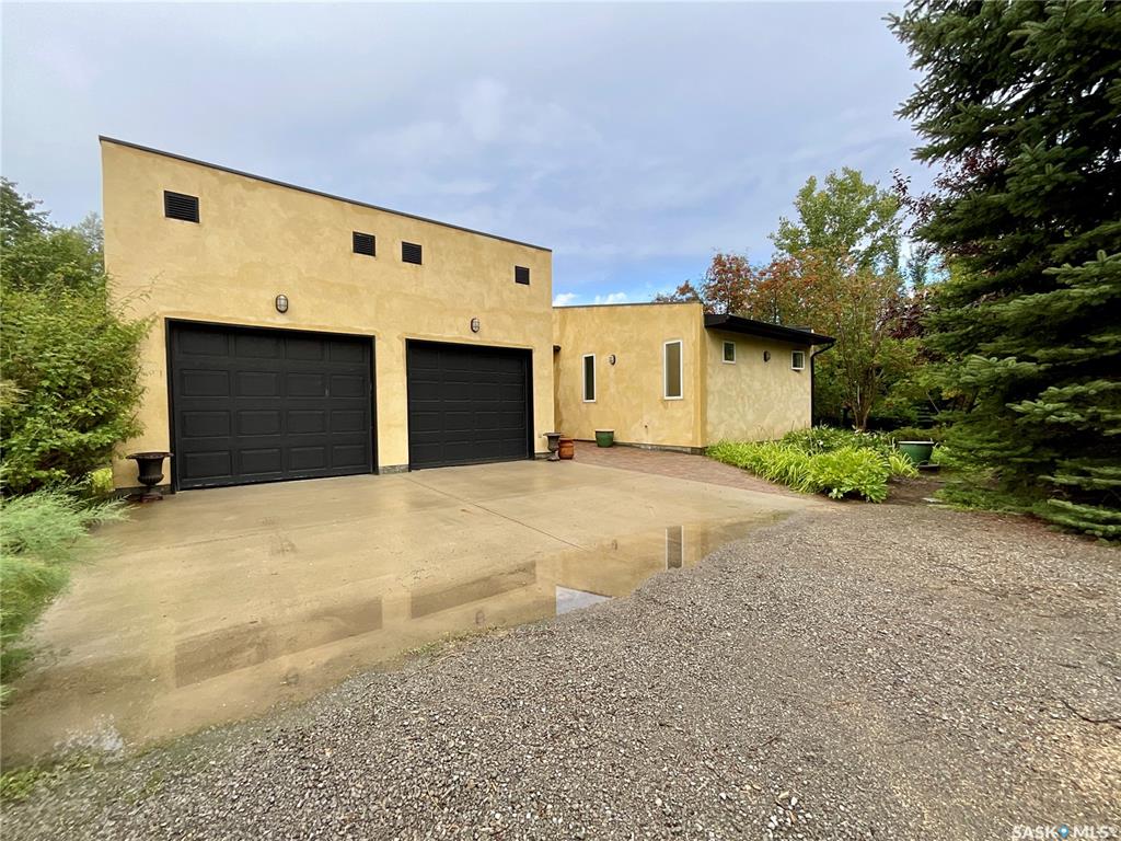 MLS® listing #SK050509 for sale located at 1 Pompano Bay