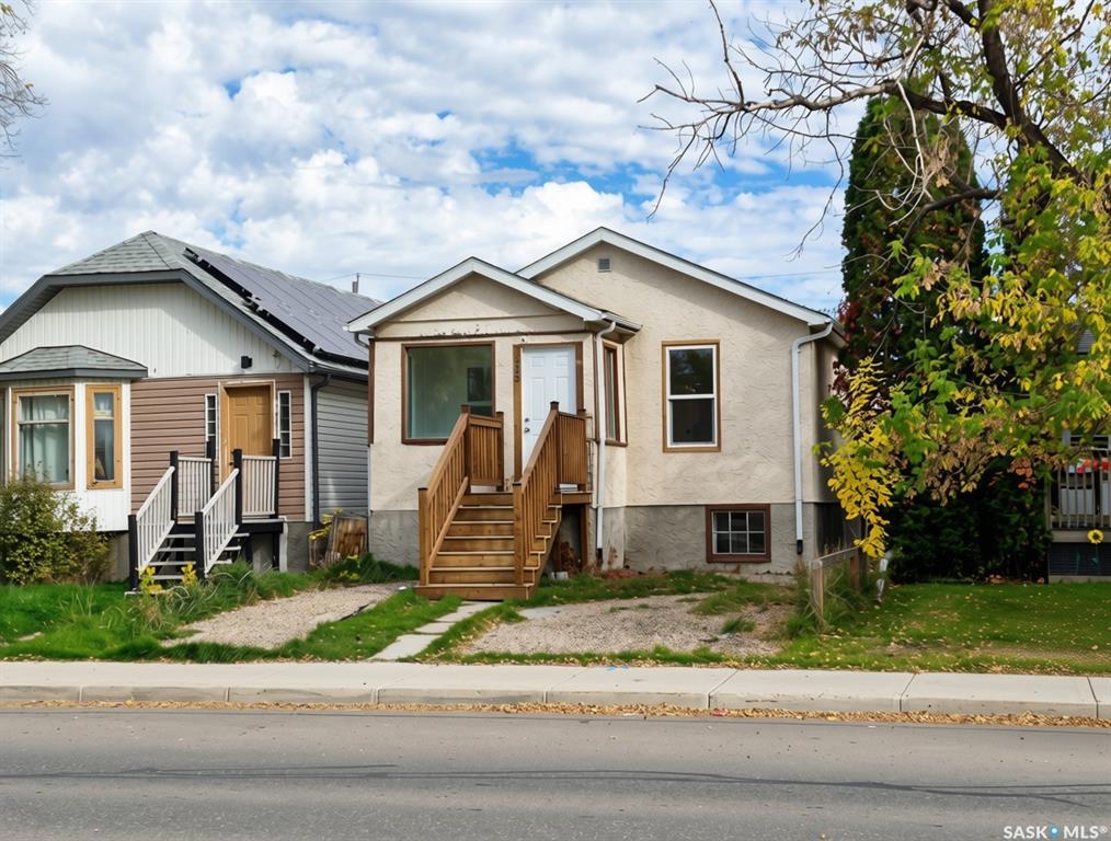 815 Elphinstone Street, SK050557, Saskatchewan,