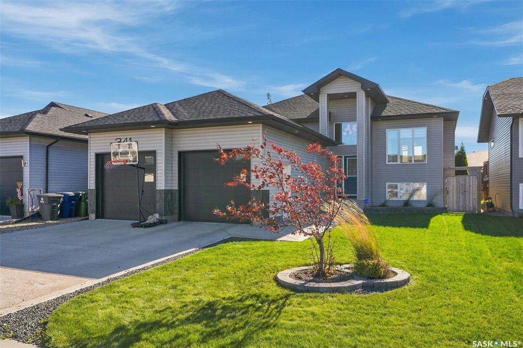 Second View of 341 Haichert Street W, Warman, Saskatchewan, S0K 4S3