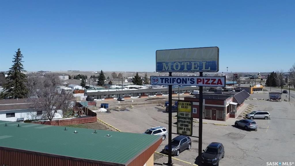 155 North Service Road W, SK050607, Saskatchewan,