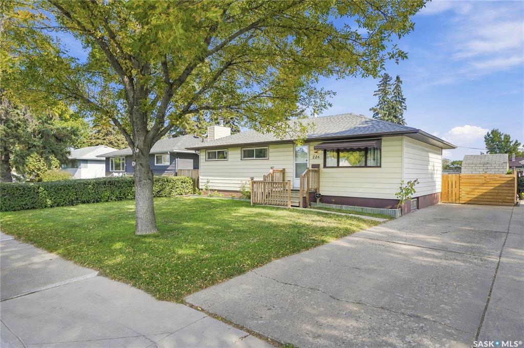 226 U Avenue N, SK050616, Saskatchewan,