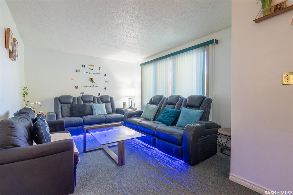 Third View of 364 Osler Street, Highland Park, Regina, Saskatchewan, S4R 1V6