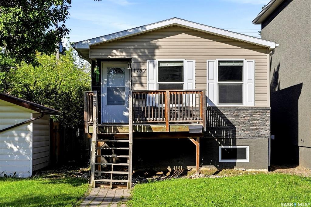 MLS® listing #SK050718 for sale located at 1752 York Street